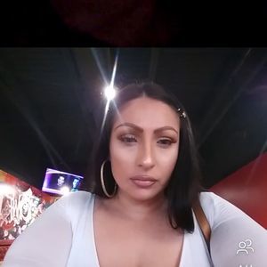 Meet your Posher, Valeria m